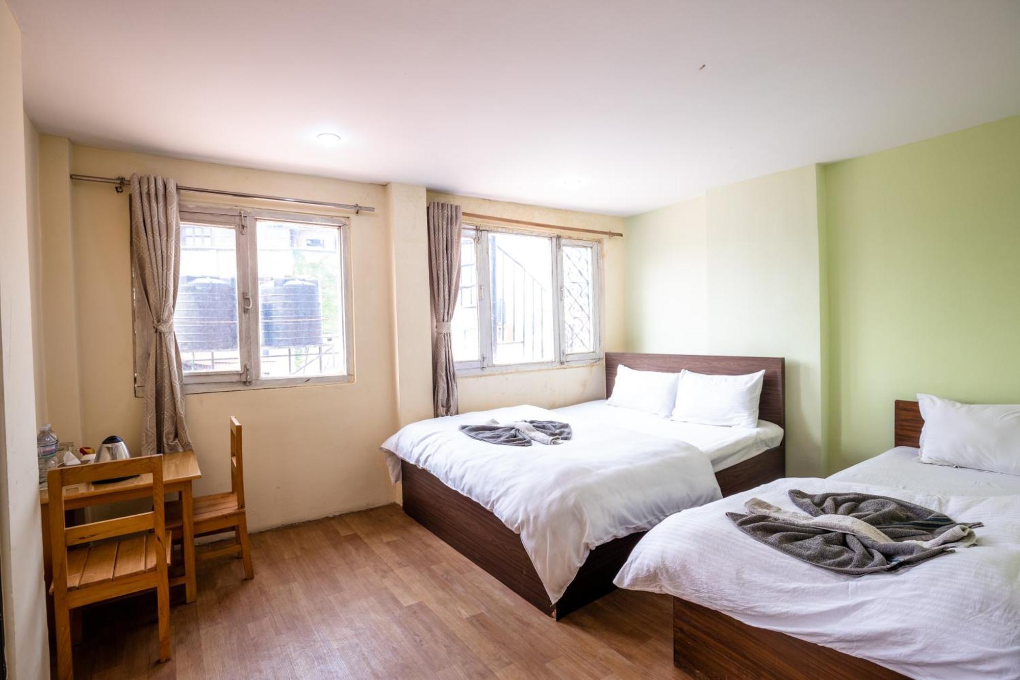 Hotel Harmony & Little Bites Bistro Jawlakhel 외부 사진